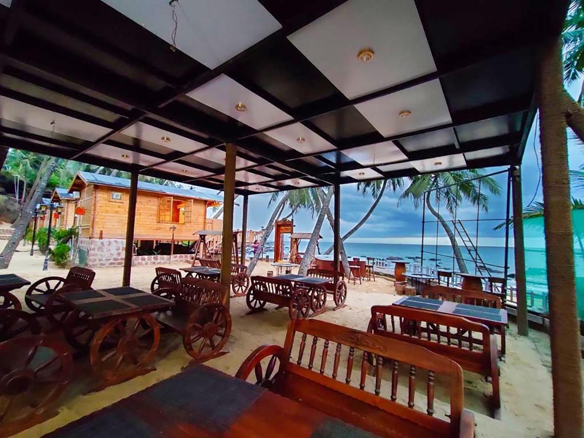 Cola Goa Beach Resort Exterior photo